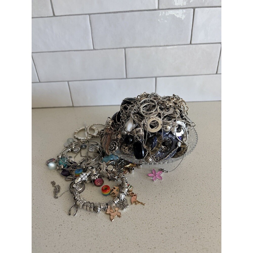 VTG Mystery All Silver Tone Jewelry Jar With Crystal Silver Plate